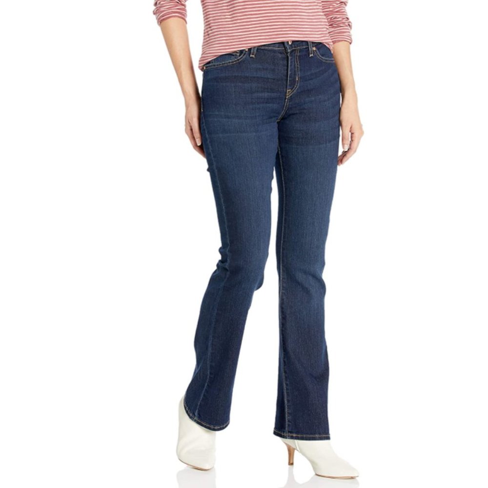 NEW Signature by Levi  Modern Bootcut Jean Sz 2